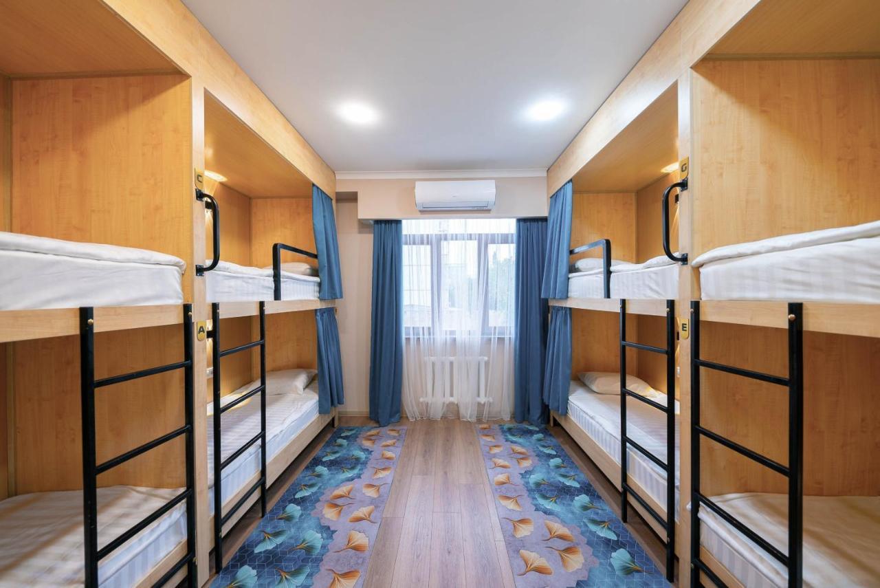 Kaganat Hostel 比什凯克 外观 照片