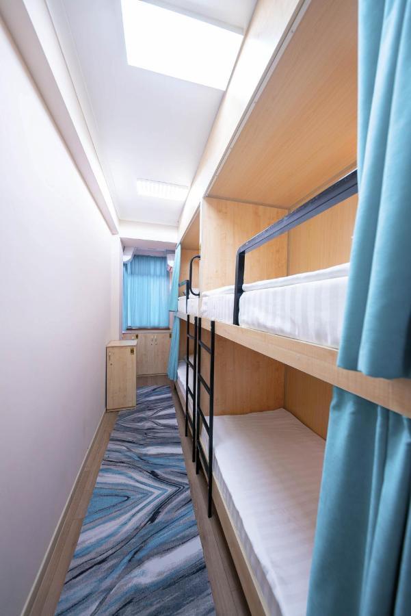 Kaganat Hostel 比什凯克 外观 照片
