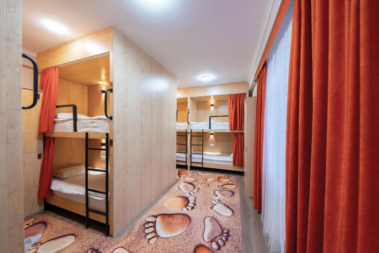 Kaganat Hostel 比什凯克 外观 照片